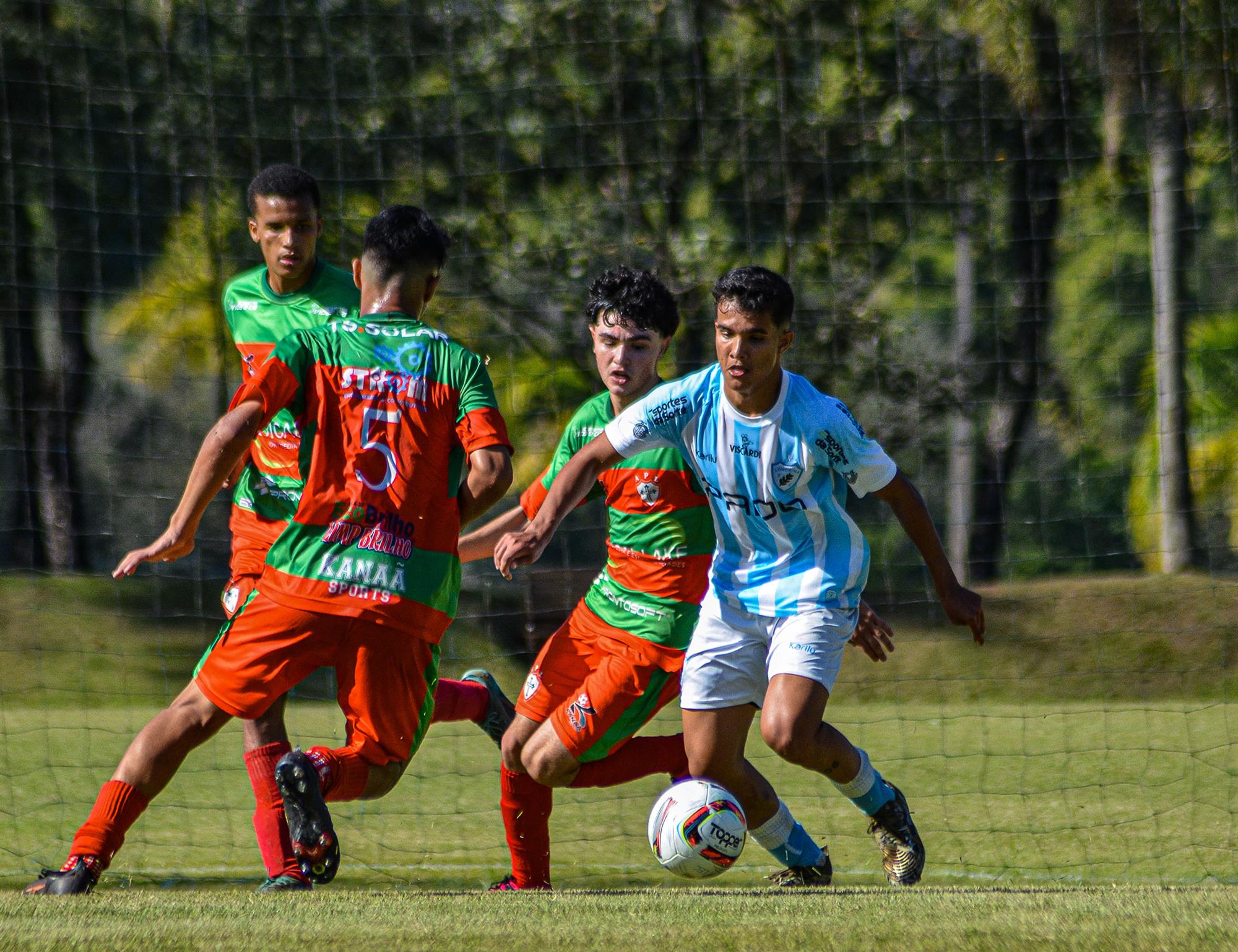 Tubarãozinho vence Portuguesa Londrinense no sub-17